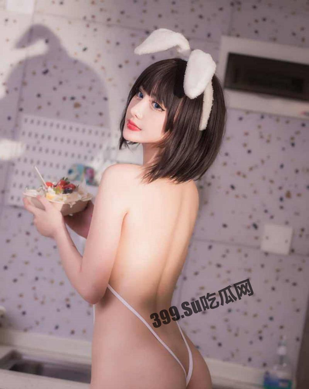 您的蛋蛋 (炸蛋 Boom) 微密圈 草莓蛋糕 高清私处特写 最喜欢干干净净的女孩了！-8