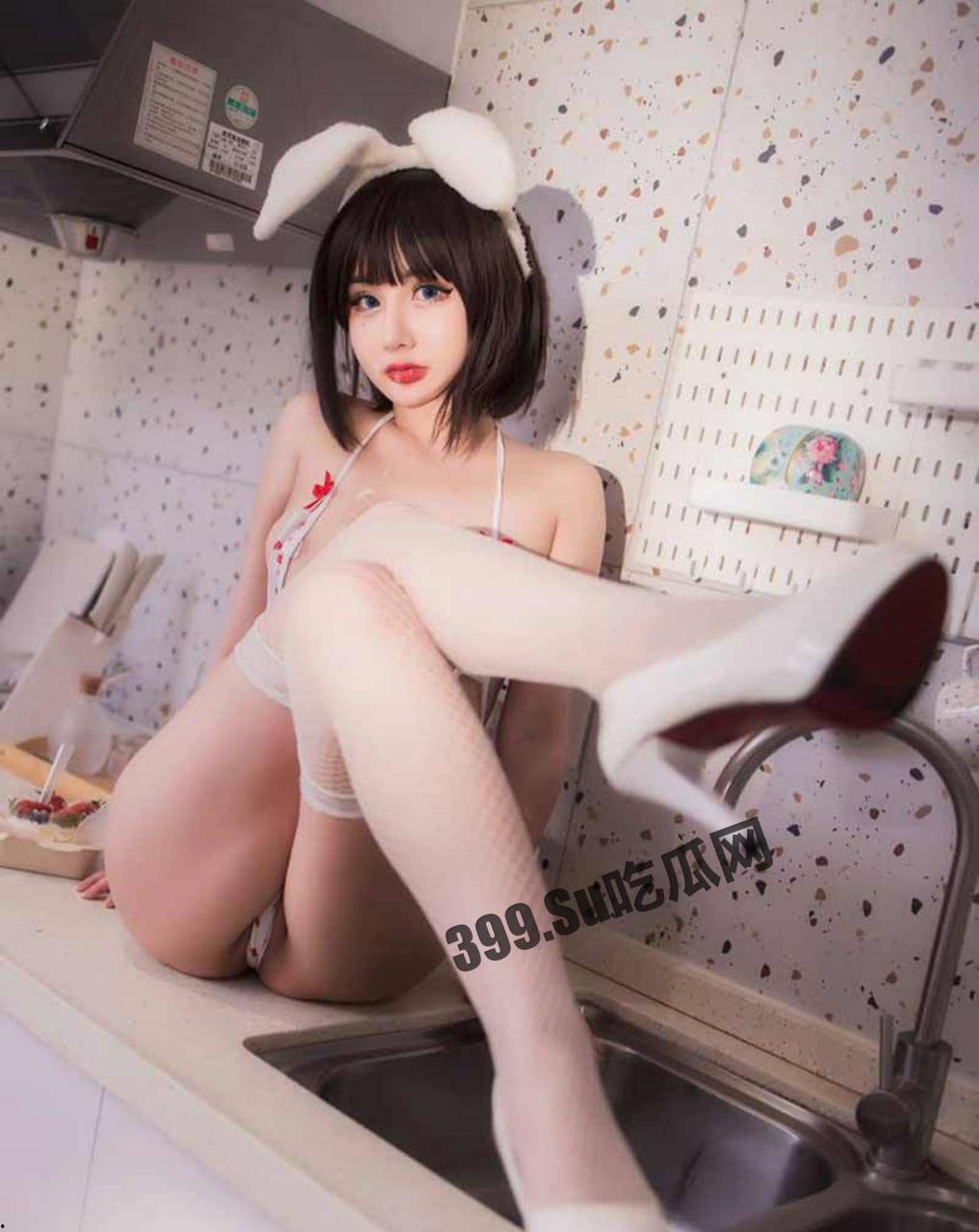 您的蛋蛋 (炸蛋 Boom) 微密圈 草莓蛋糕 高清私处特写 最喜欢干干净净的女孩了！-15