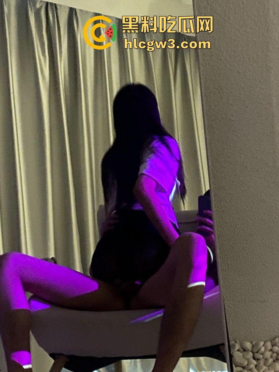 推特【jiejie】骚到骨子里的母狗,反差调教玩的花,男主鸡巴大的离谱,女主被操到失控哭着喊爸爸!-3