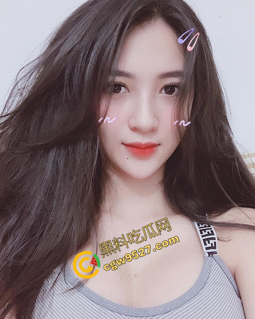 越南女明星【武氏英书】酒店浴池大战金主！极品身材人间尤物，明星颜值身材真不是盖的-1