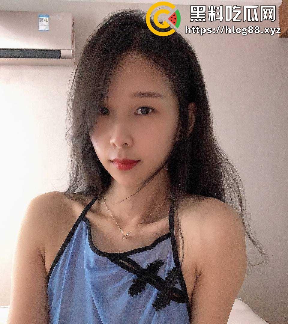 白天美容脸晚上滋润逼，揭阳时肌少妇【黄梦佳】全方位伺候金主爽翻天，饥渴骚货视频曝光！-5