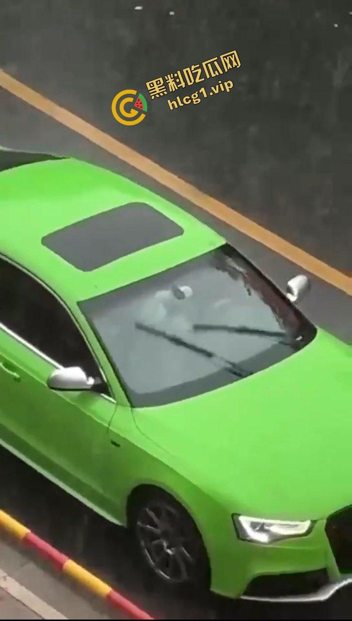 车震自拍偷拍大合集！不是酒店订不起 而是车上更有性价比！全程刺激！-8