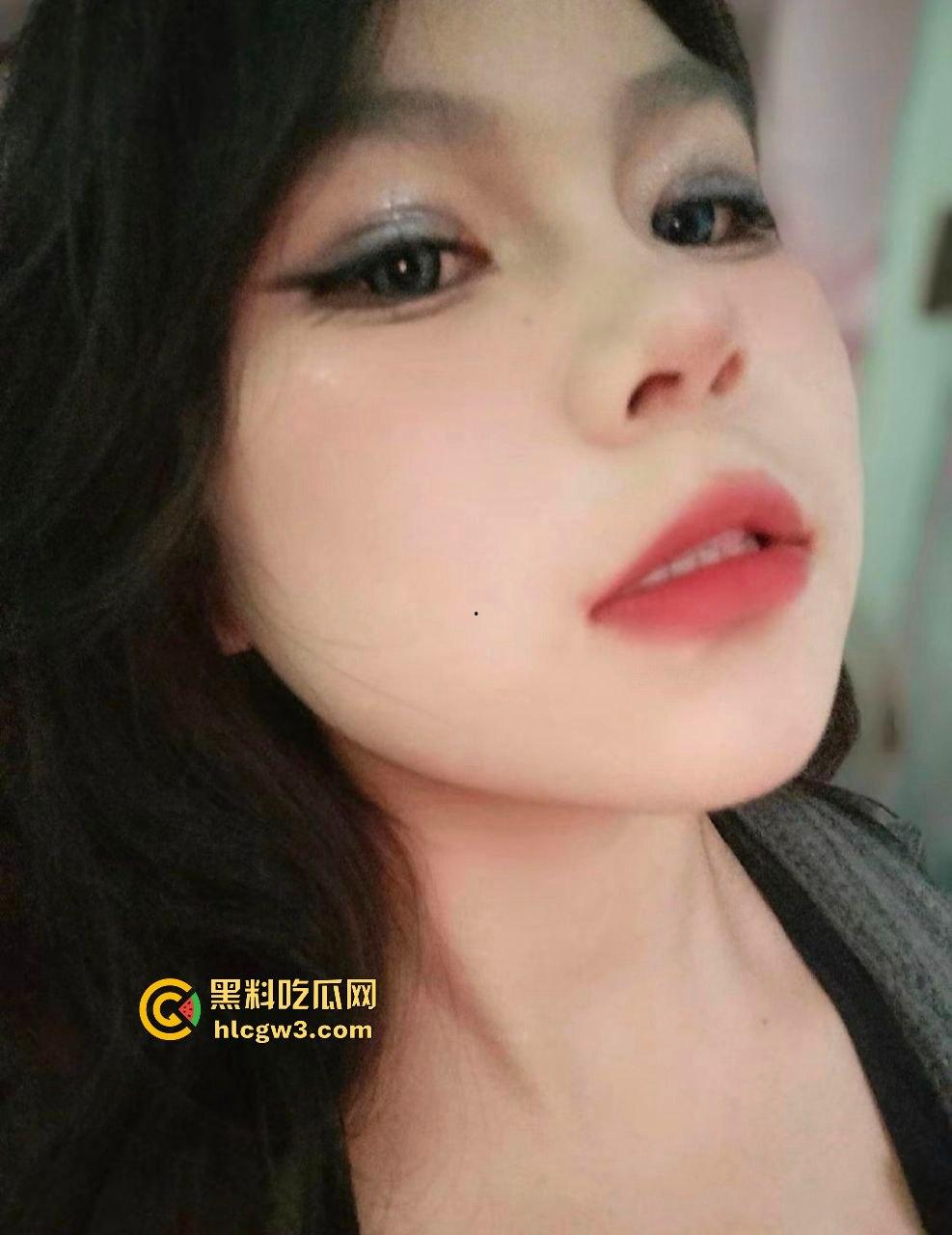 前女友【吕偌贤】背地里和三个黄毛群P！被我抓个现行，骚浪得像条母狗，分手都是便宜她了-5