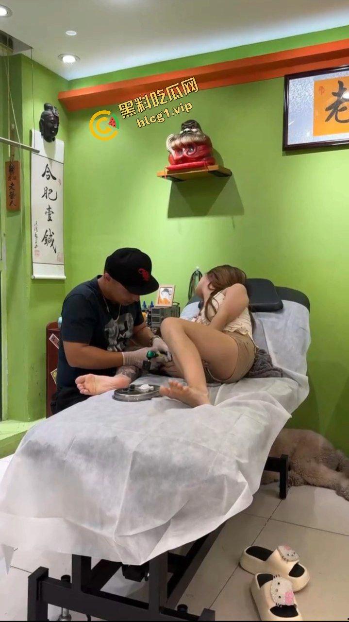 盘点各路 精神妹社会姐纹身！纹逼纹奶子 只为彰显母狗风范！-13