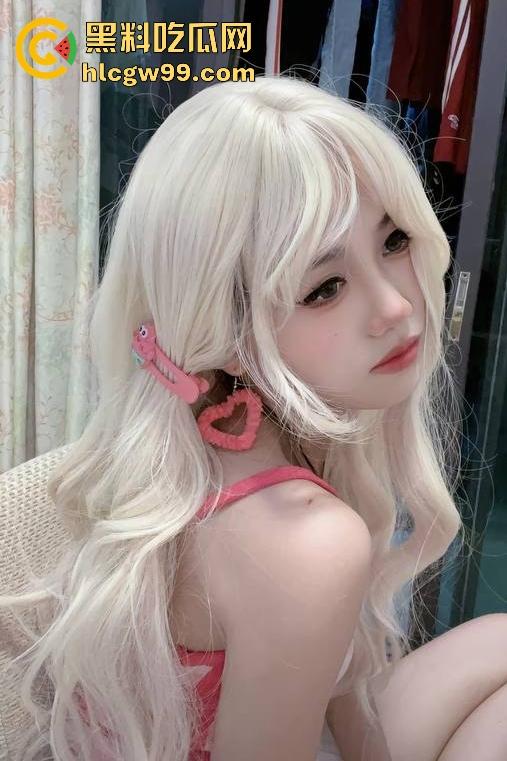 抖音反差骚母狗网红主播【胖狗崽】付费内容曝光，露脸真空骚舞极品，身材一览无遗，诱惑满满！-6