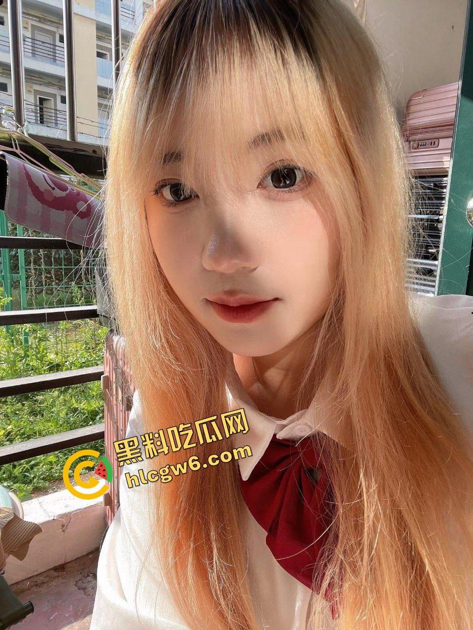 重庆舞蹈学校白虎粉嫩小骚货『于心怡』刚成年精神白虎妹 多金猛男约炮无套爆操骚逼！原创独家曝光流出！-1