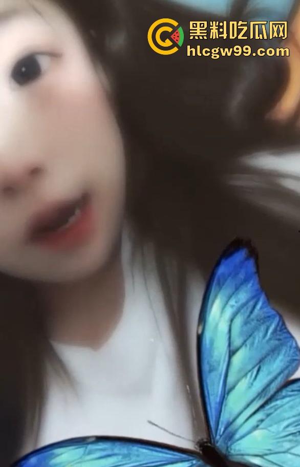 郑州幼师专业大学嫩妹【杨婷怡】自慰视频流出,巨乳白虎小蛮腰很有撸点,这是不是你的菜!-1