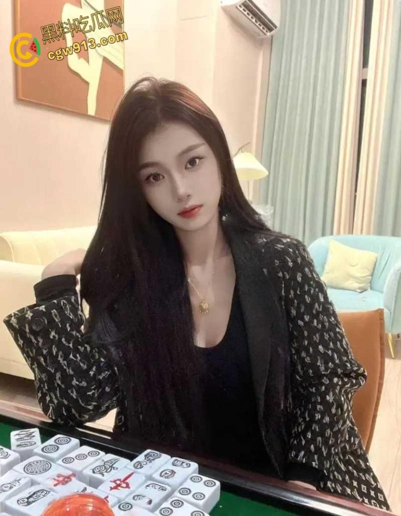 东莞顶级名媛【潘芸璐】,下海兼职上门做援交,极品大长腿一线天馒头逼,资本的好性奴 !-1