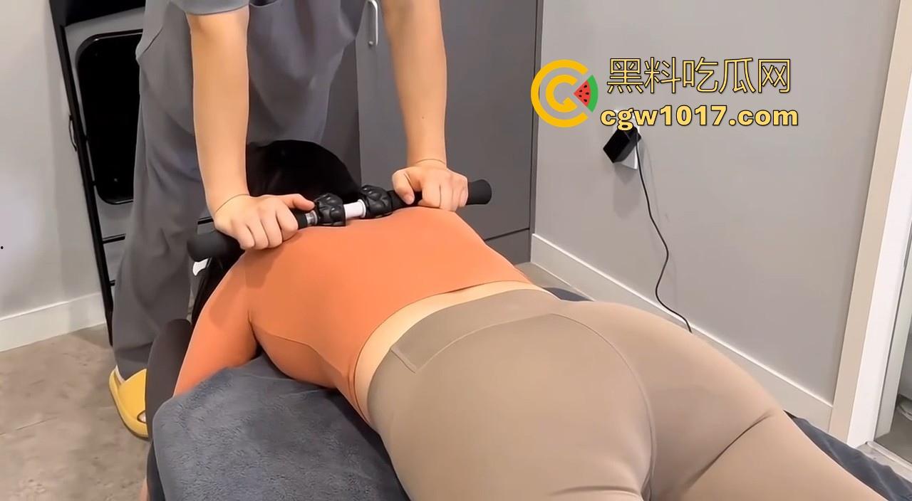 哥几个又来学习按摩了是吧!看看韩国顶级按摩师的日常工作,按得都是顶级巨乳肥臀美女,我应聘可以不要工资!-8