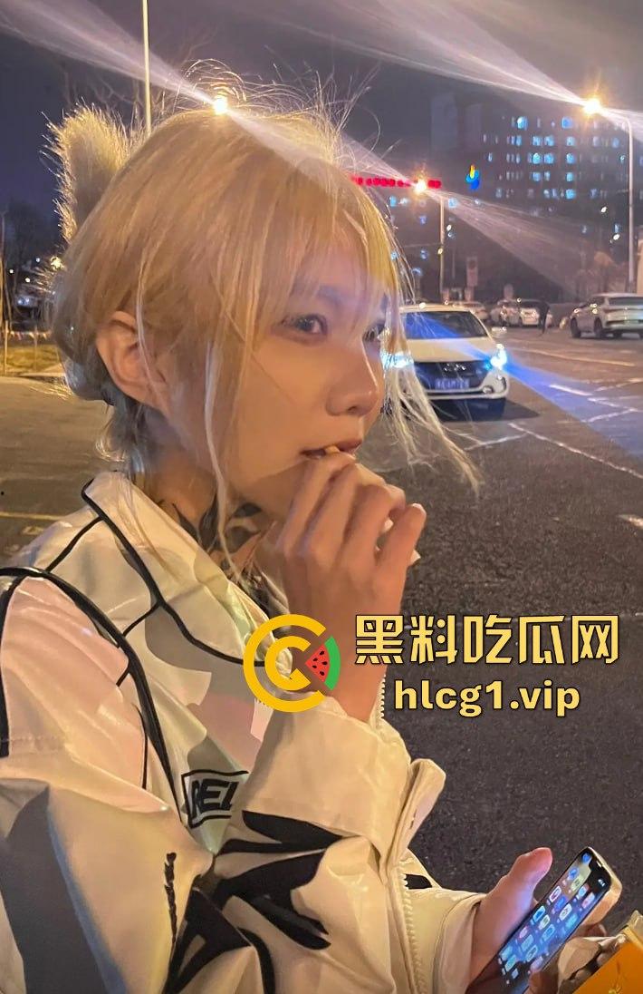 抖音女Rapper『尔晴没吃饱』花臂纹身女神的双面人生!前男友啪啪视频流出,反差婊形象大曝光!-5