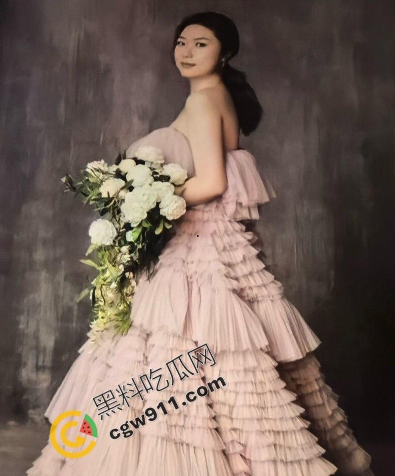 河南新婚夫妻热辣自拍视频泄露!大奶人妻淫水狂喷,骚穴口活绝顶,诱惑不断,让人心动-16