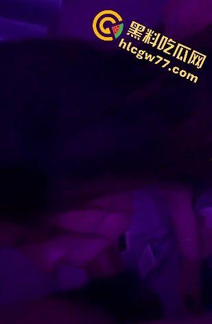 学弟碰不到的女神竟是金主的胯下囚,爆操敏感嫩穴,被内射后女神发信息安慰学弟!-7