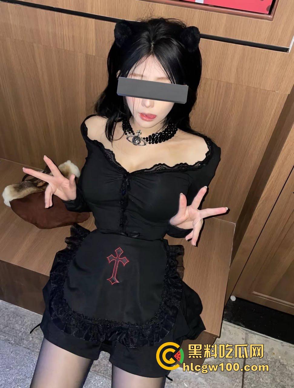 成都美院长腿御姐校花『史小鹿』变富哥肉便器 深夜户外当狗露逼 开着奥迪玩车震一切交给quattro！-2