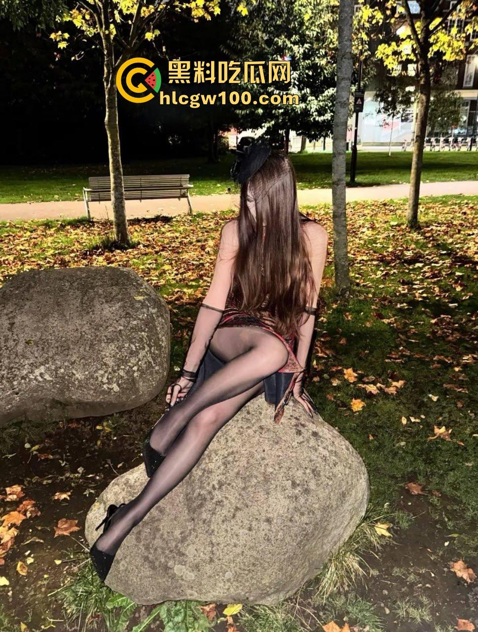 成都美院长腿御姐校花『史小鹿』变富哥肉便器 深夜户外当狗露逼 开着奥迪玩车震一切交给quattro！-21