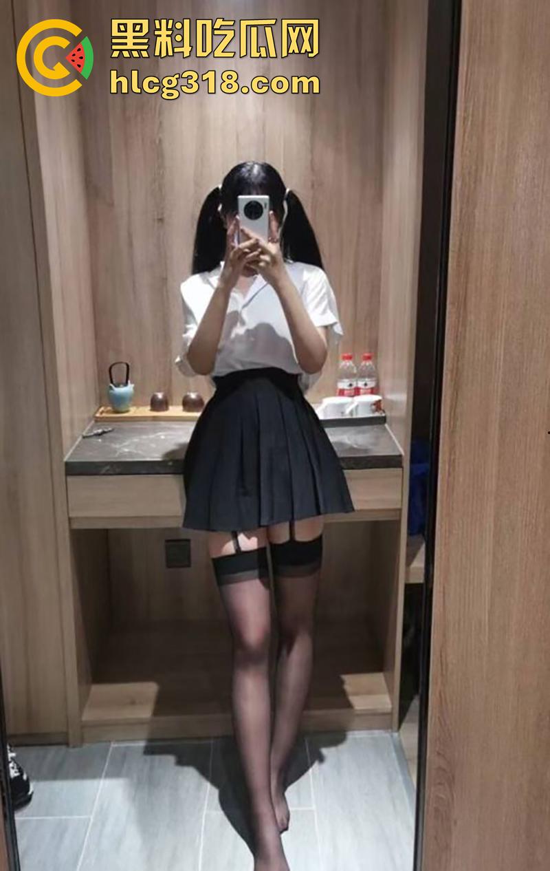 长春护理职校周研茹,高颜值校花女神,身材性感口活一流,约炮已婚男金主,全露脸视频流出!-6