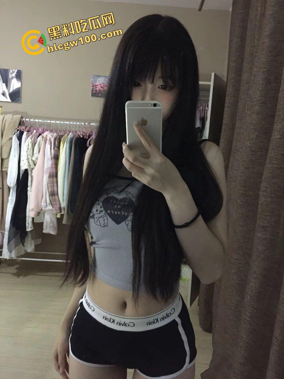 青岛职业高挑炮架女大学生【胡紫瑜】包臀裙高档酒店激情约炮 直插骚逼直晃奶!独家曝光流出!-2