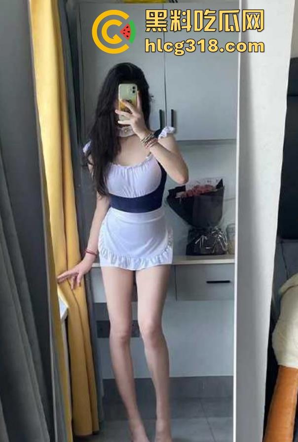 海角大神【纯爱藏黄刀】最新作品 瞒着女友跟其亲妹乱伦 骚货女友浑然不知还贱兮兮的求内射!-3