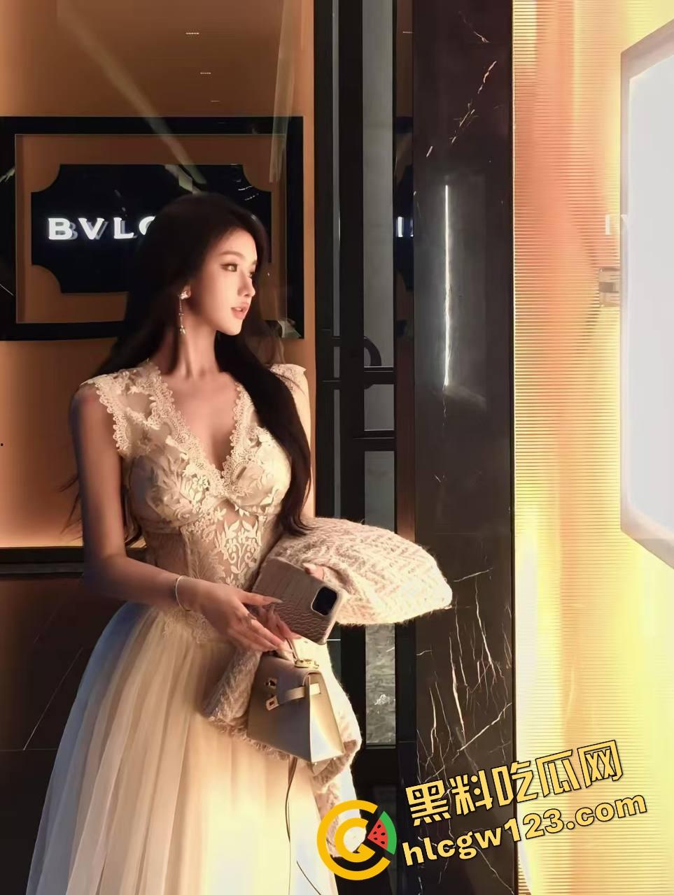 前任的U盘挖出来了,里面的奶和逼比记忆还真实,群友打完飞机决定公开,独撸不如群射!-4