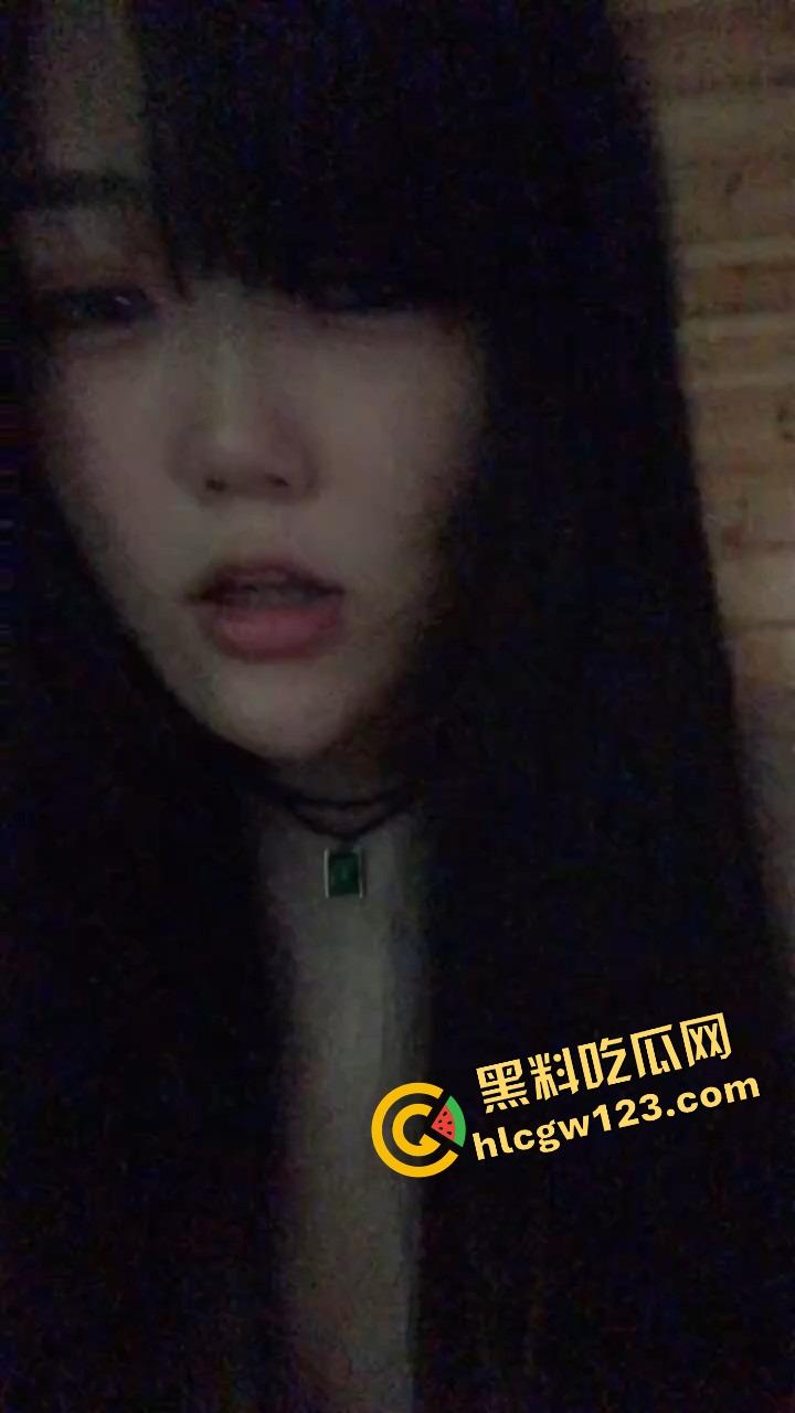 前任的U盘挖出来了,里面的奶和逼比记忆还真实,群友打完飞机决定公开,独撸不如群射!-11