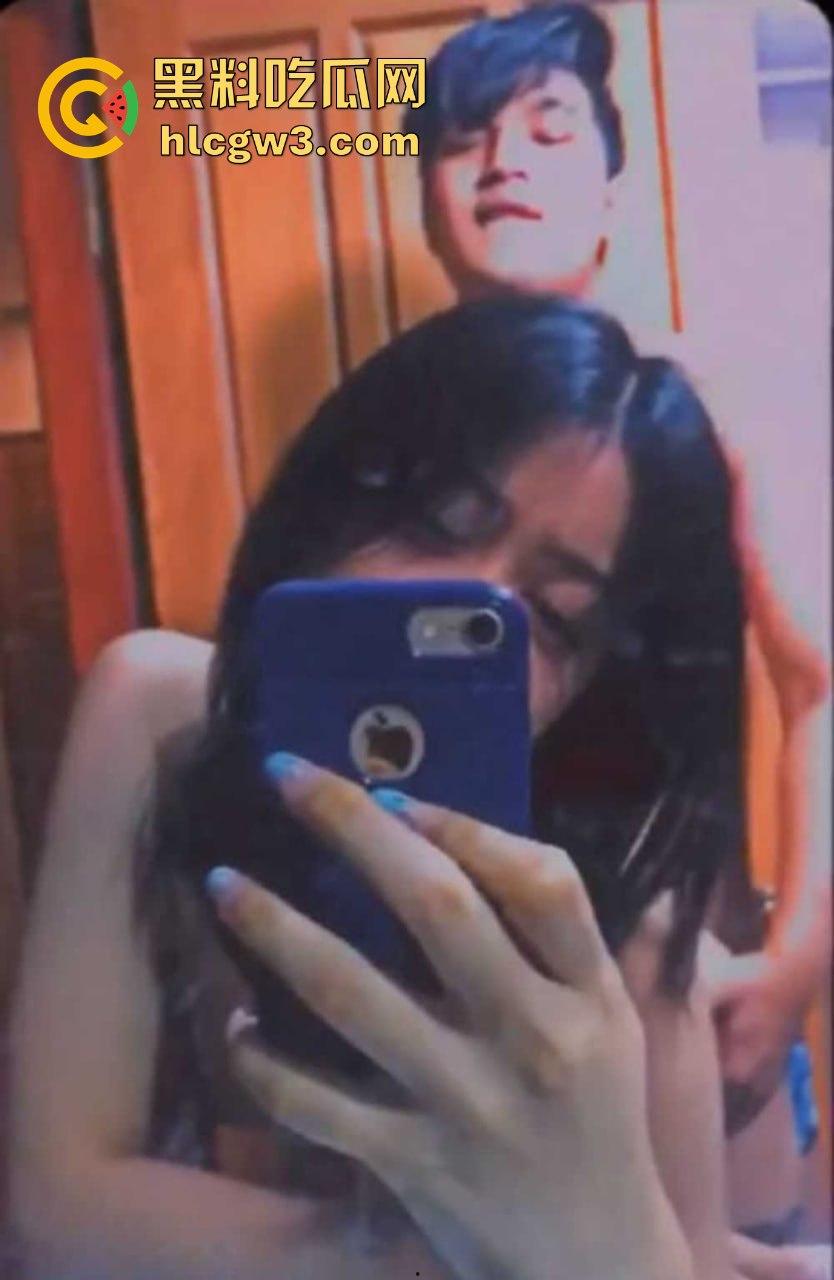 缅甸仰光高颜值网红【May_Yadanar】性爱视频疯传!一流口技和销魂姿态让人顶不住!-9