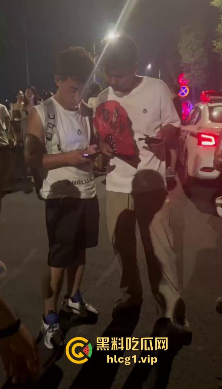 管杀不管埋啊!常州长荡湖芒禾音乐节 真是花钱找罪受 物价超贵还有人摔骨折!-7