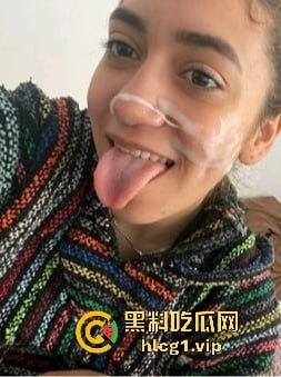 欧美网红『 Carna』颜射视频合集曝光！满脸精液在阿姆斯特丹街头露出，真够野！-6
