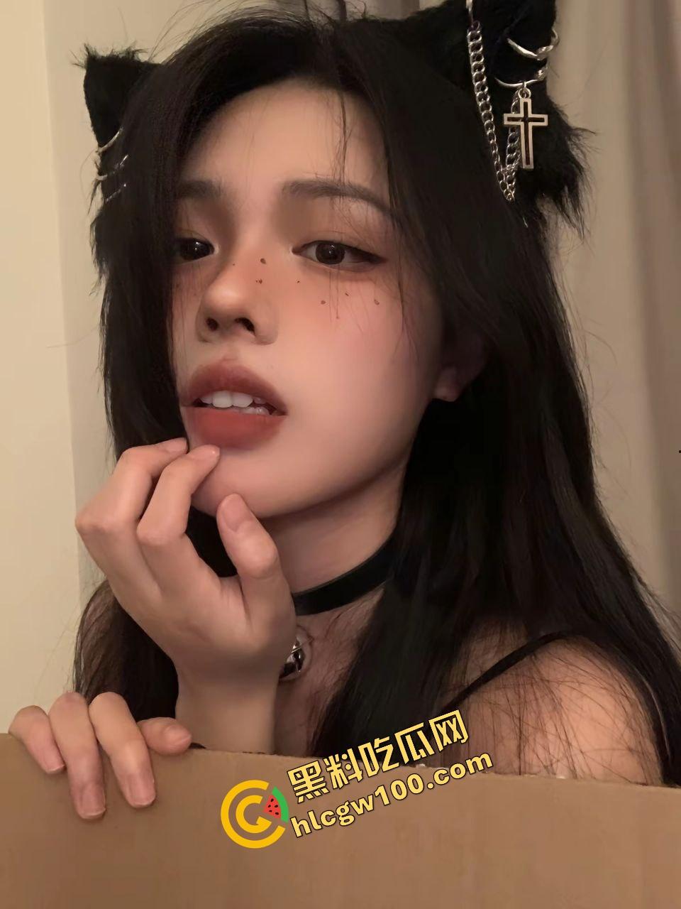 广东佛山反差少妇【林思婷】背着老公约会单男,淫荡上位骑乘操逼淫叫!独家曝光流出!-3