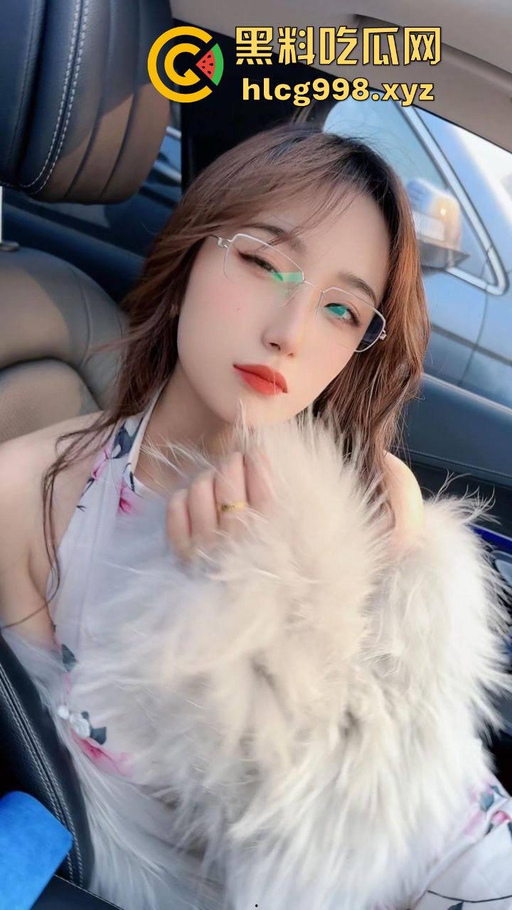 抖音平台主播【小团嫂】直播招嫖!黑丝包臀裙、巨棒身材,嫩逼后入爆插,制服诱惑让人顶不住!-2