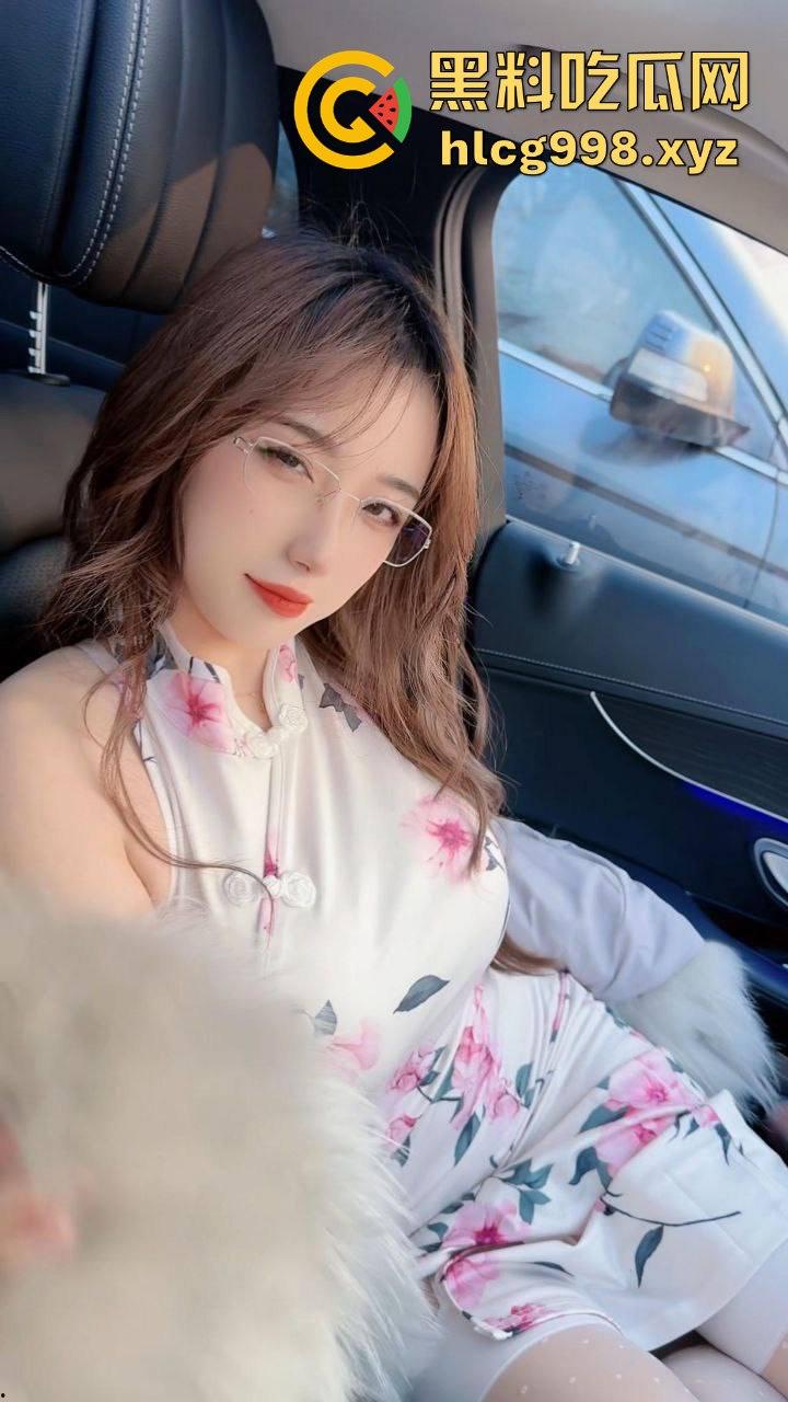 抖音平台主播【小团嫂】直播招嫖!黑丝包臀裙、巨棒身材,嫩逼后入爆插,制服诱惑让人顶不住!-29