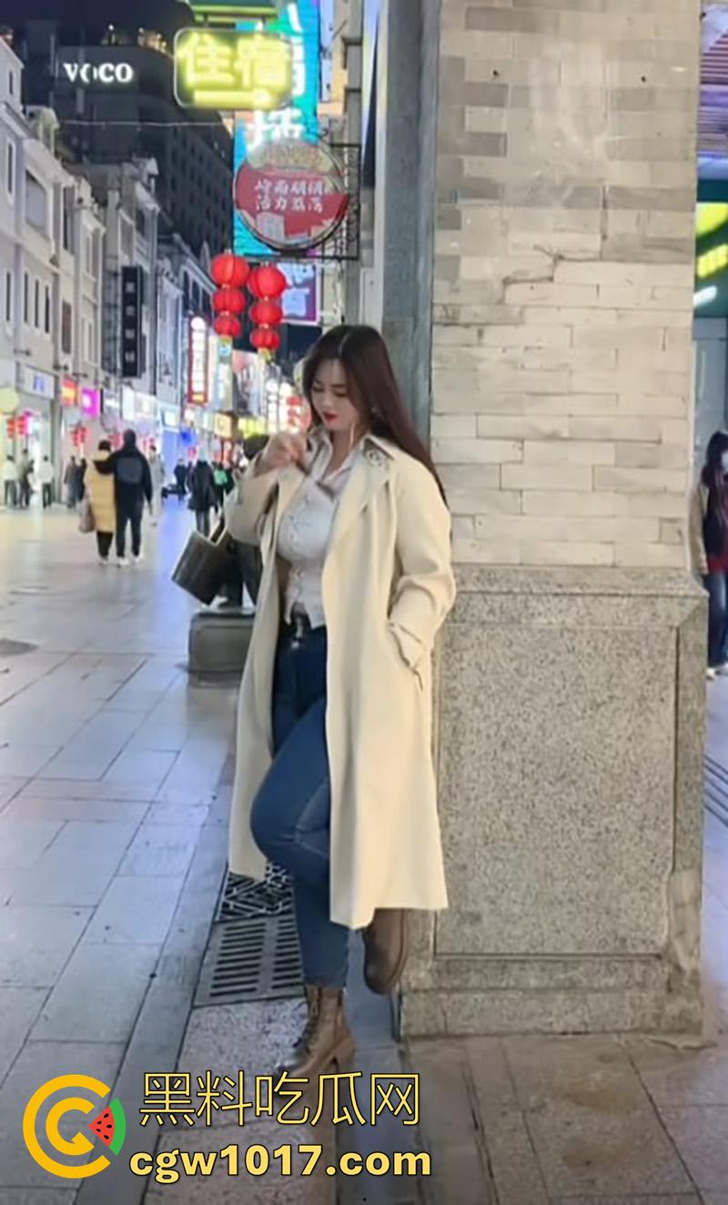 丰乳肥臀极品母狗，抖音【心动女孩欣欣】， 巨型女坦的自慰性爱流出，全程无尿点持续输出！-2