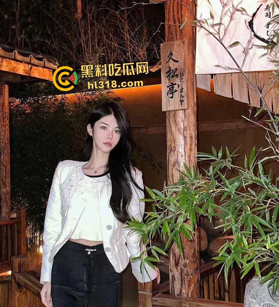 骚女舞蹈生【黄丽娜】找了绿帽龟男友管不住，性欲爆棚只能跳舞勾炮友，被后入操到浪叫求饶！-3