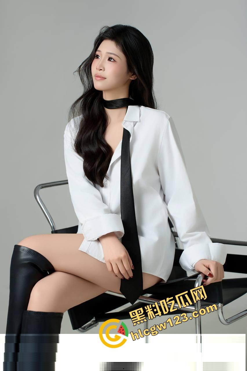 帝都佳乐健身房健身名媛『田尤溪』被爆约炮流出，渔网装白丝黑丝轮番开干，肥臀翘到爆、撸点拉满！-8