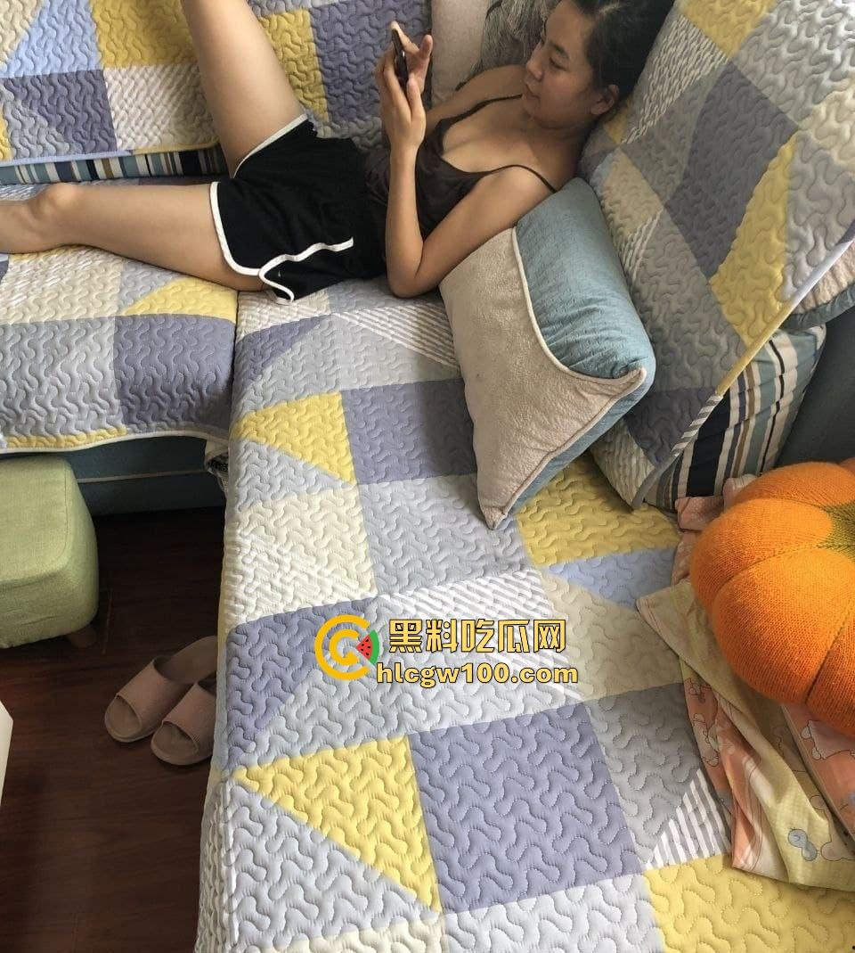 虎逼崽子偷拍亲妈裸照换王者荣耀皮肤，群里卖裸照赚零花钱，打的菜还要皮肤！-14