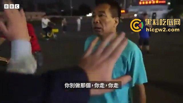 珠海体育中心撞人事件内幕曝光！肇事司机【樊维秋】因离婚分割不满报复社会，BBC采访还遭市民怒推！-12