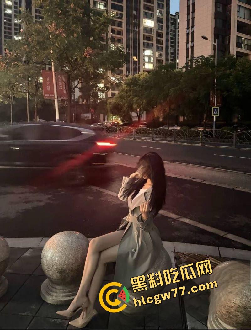 重庆尤物『蒯欣怡』性爱视频震撼流出,深喉口爆长腿嫩穴猛干,浪叫撕裂耳膜!-2