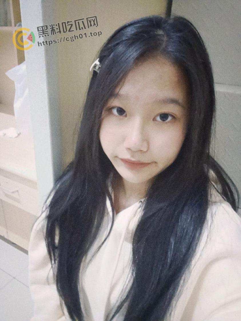 集美大学女大学生重磅流出！冰山御姐的反差另一面 男友视角的粉嫩母狗-2