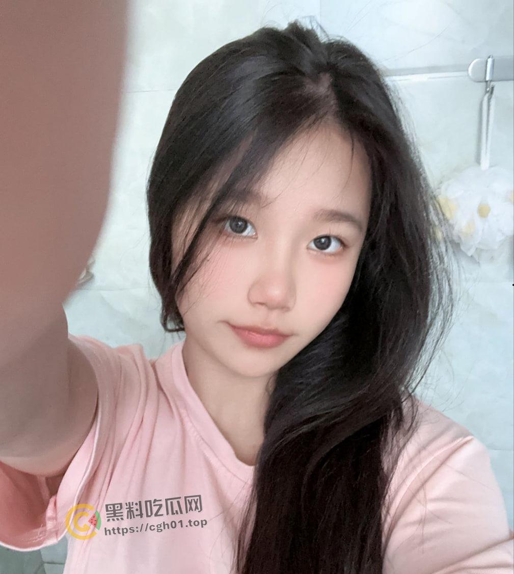 集美大学女大学生重磅流出！冰山御姐的反差另一面 男友视角的粉嫩母狗-12