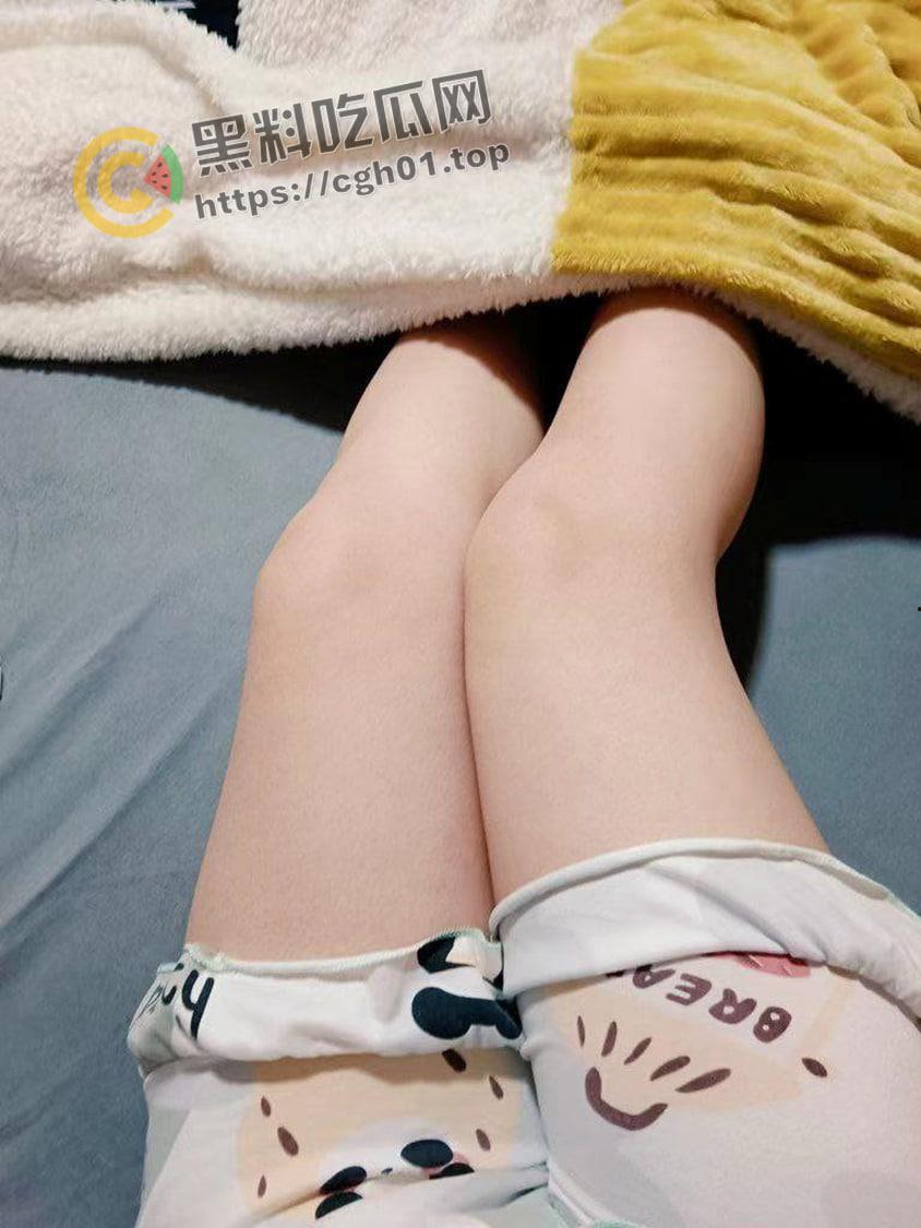 集美大学女大学生重磅流出！冰山御姐的反差另一面 男友视角的粉嫩母狗-30