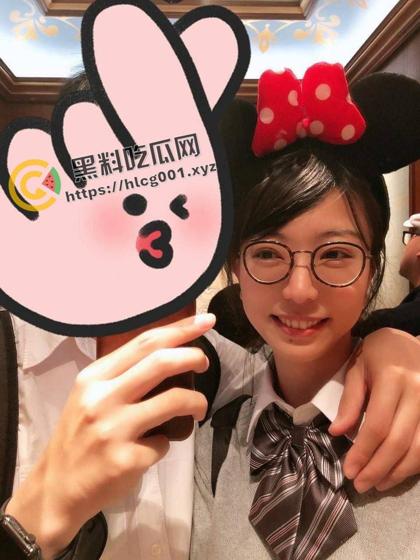 江苏研究生母狗！书香气息眼镜娘 掰开双腿求插满 反差拉满 骚！还是有文化的骚！-2