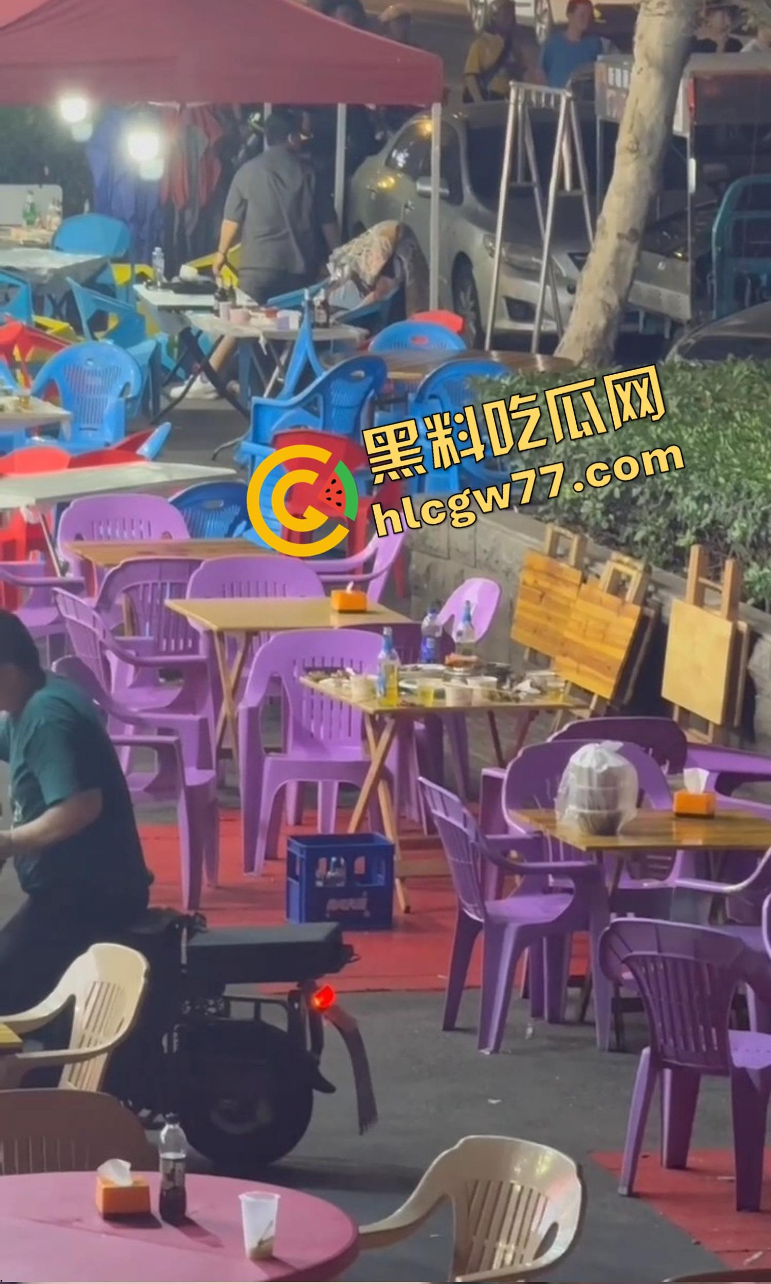 武汉汉正街深夜烧烤摊突发连环枪击案，四声枪响瞬间两人爆头一人穿胸，哥们哪来的枪？-23