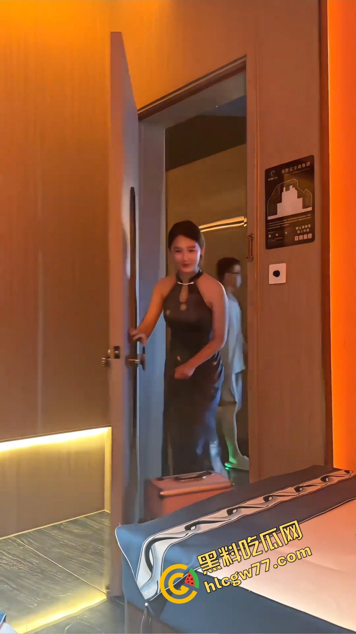 不在长沙等于性福缺席 长沙日式换装剧本SPA太敢了 制服诱惑配实操环节 活脱脱一场能射的RPG游戏！-23