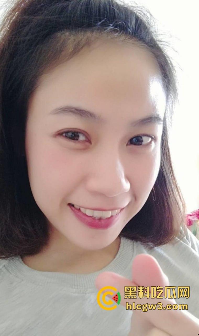 OnlyFans顶级反差御姐【Chipy】！甜妹笑容下的骚劲炸裂，一边挨操一边喊轻点，谁扛得住？-12