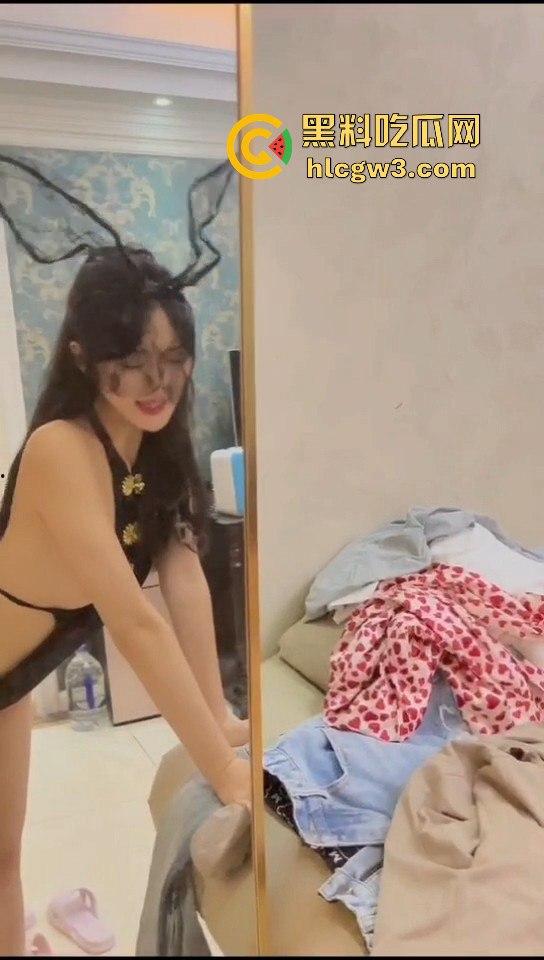 江苏网红脸骚母狗被猛攻！高颜值大胸白皮肤，金主爸爸后入猛操到崩溃，无套中出让沸羊羊心碎直掉泪！-9