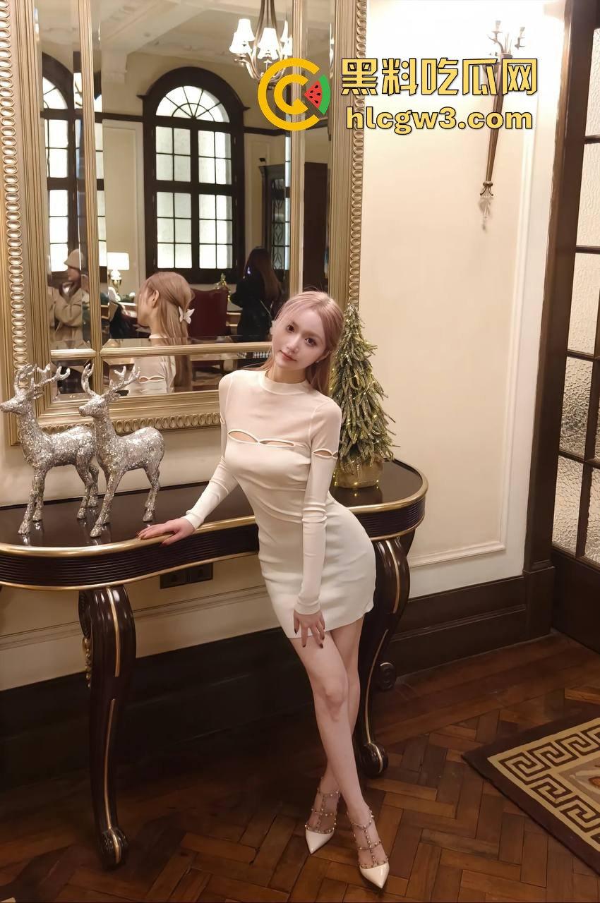 江苏网红脸骚母狗被猛攻！高颜值大胸白皮肤，金主爸爸后入猛操到崩溃，无套中出让沸羊羊心碎直掉泪！-14