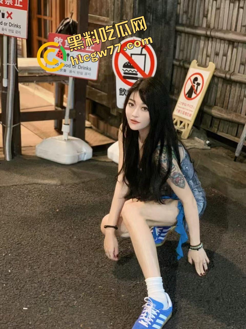 中原新柳镇准新娘【柳萍萍】未婚夫拍床上实战炫耀被哥们转发流出，情趣内衣无套浪叫夹精全程露脸！-2