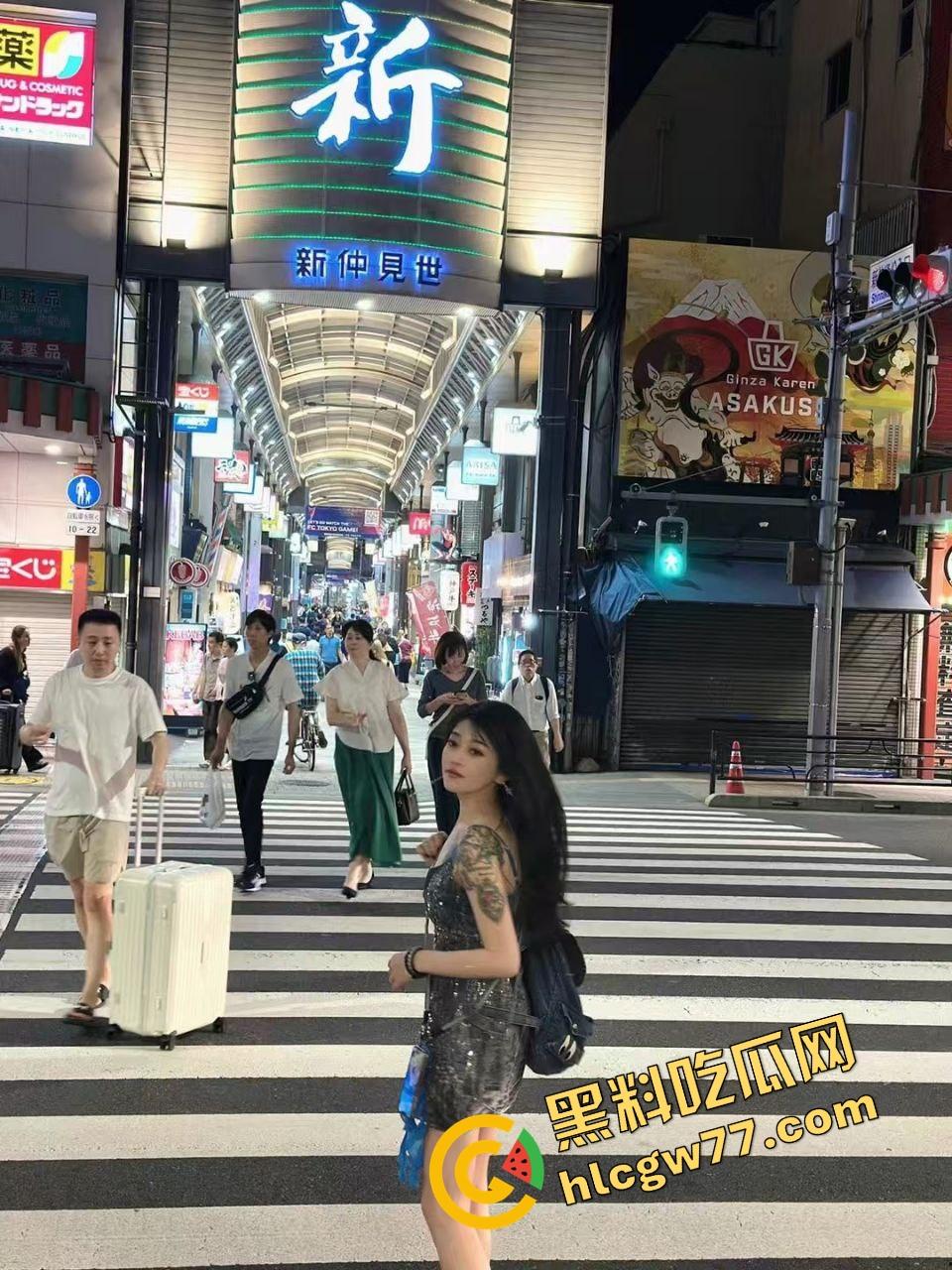 中原新柳镇准新娘【柳萍萍】未婚夫拍床上实战炫耀被哥们转发流出，情趣内衣无套浪叫夹精全程露脸！-4