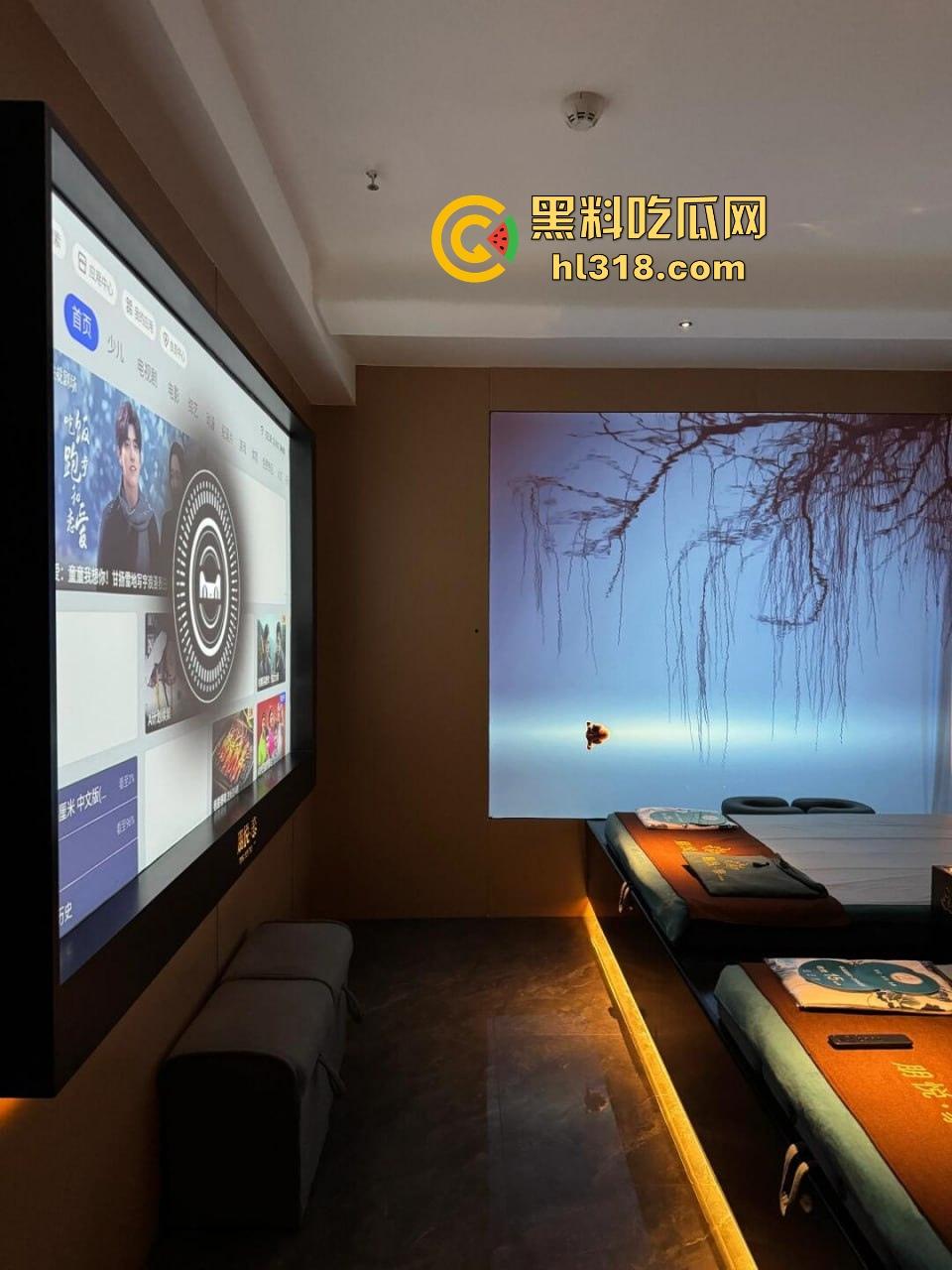 纯享版体验高素质SPA水疗，虽然只有抓龙根但胜在技师素质高，黑丝玉足慢慢揉搓，享受无比！-1