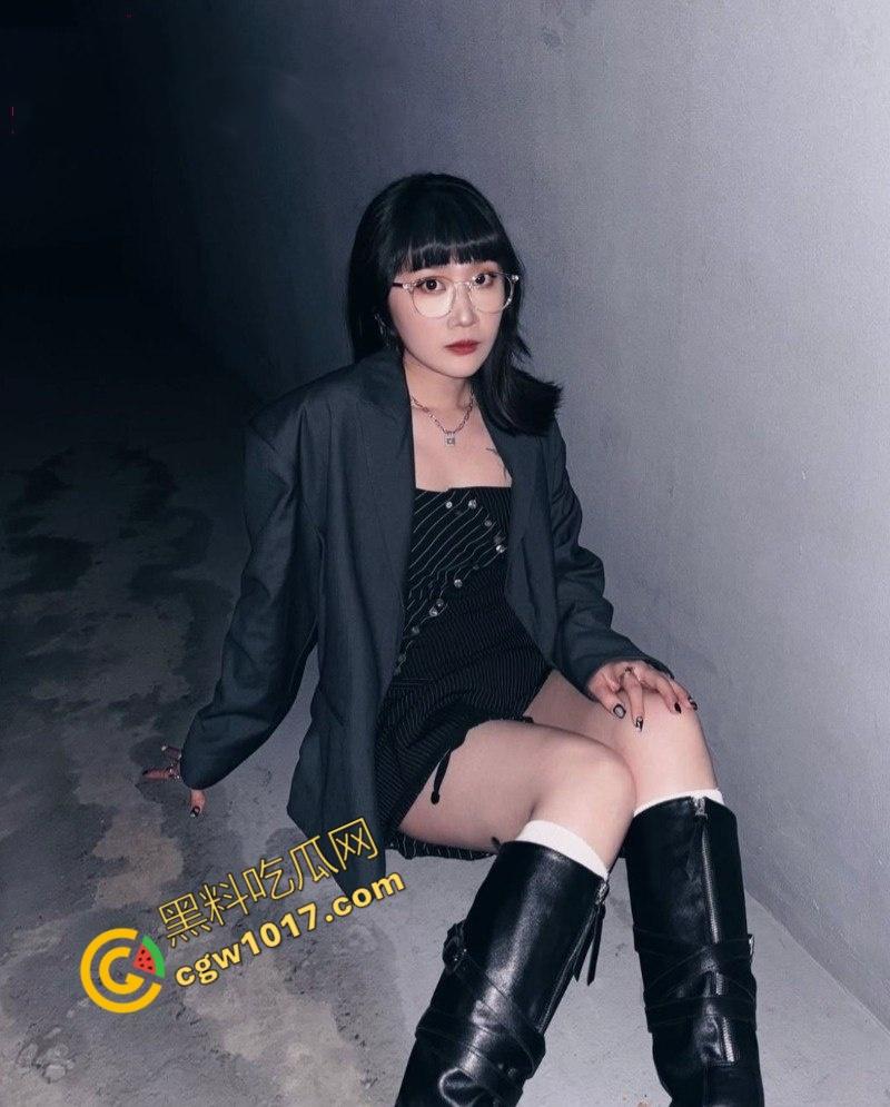 狂野纹身美女【柔柔】私密视频惊爆网络！唇舌撩人，臀波乳浪，肉棒深接，粗野激情，欲望爆棚-4