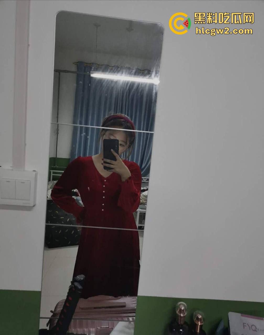 瓜友投稿酒店约炮极品良家人妻 无套直入内射 骚逼水多夹得紧 干得小少妇娇喘不止 爽到飞起！-9