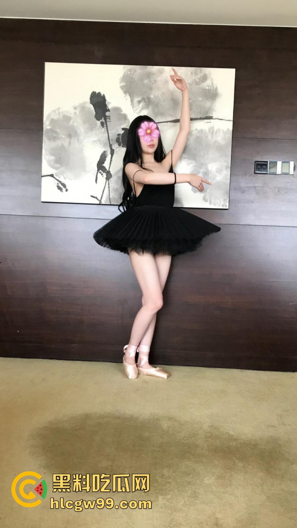 帝都顶级调教大神的变态回忆录第一弹，性奴调教，滴蜡鞭打到喝尿侍奉，解锁人类想象力的天花板！-21